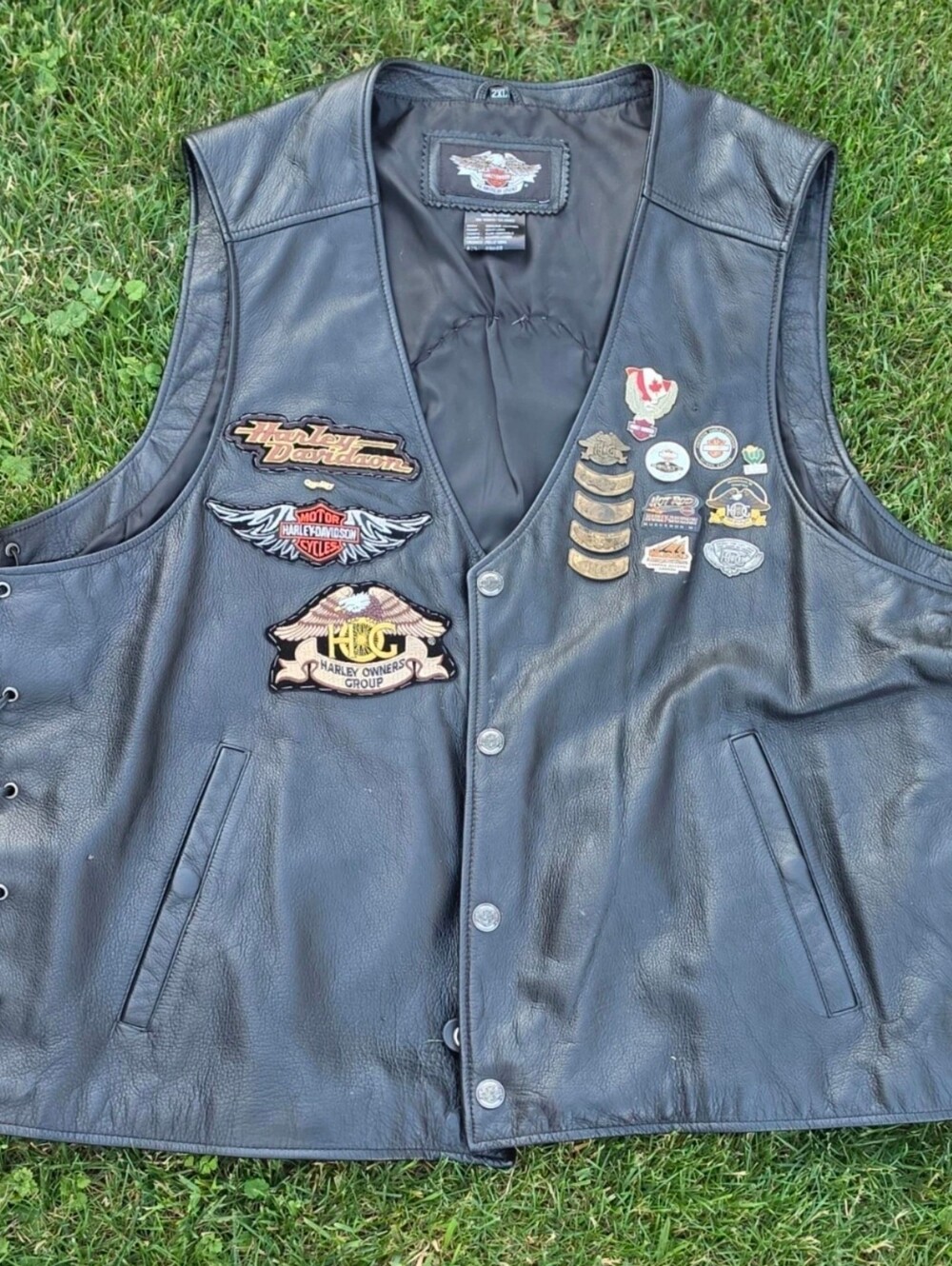 Harley-Davidson Black Leather Patch Vest with Pins